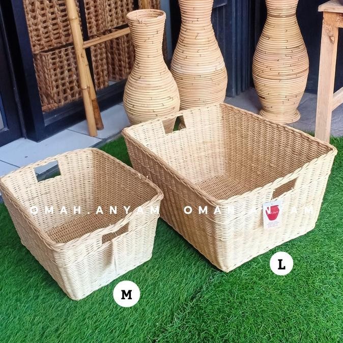 keranjang rotan/kotak anyaman/keranjang hampers/keranjang besar/anyam