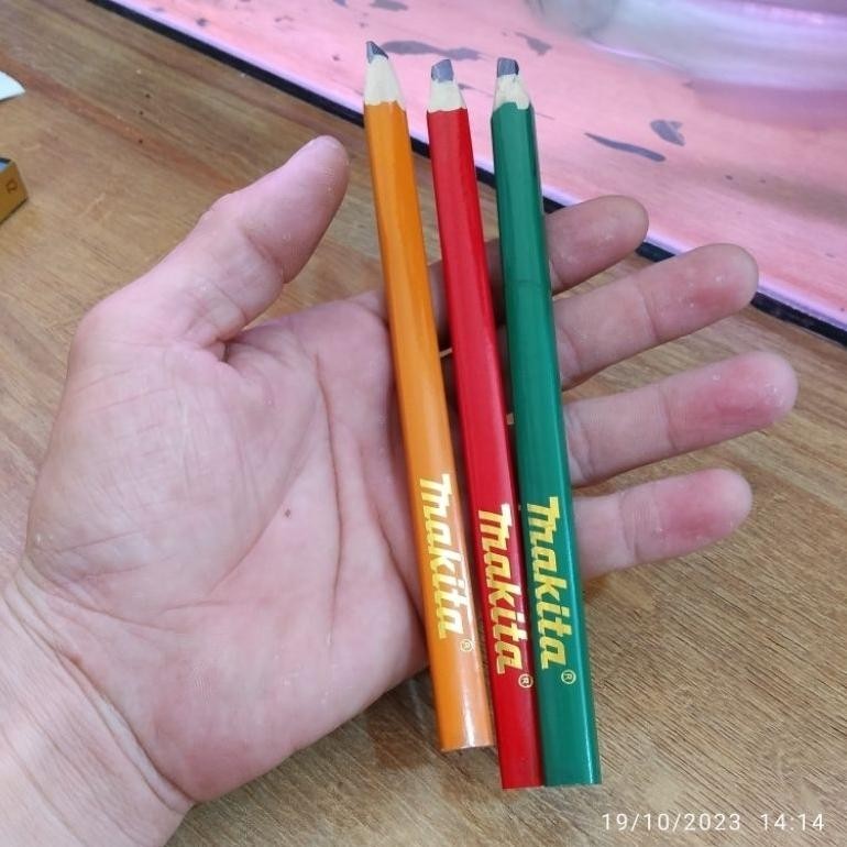 

PENSIL MAKITA PANJANG 18CM / PENSIL TUKANG MERK MAKITA ASLI Q310