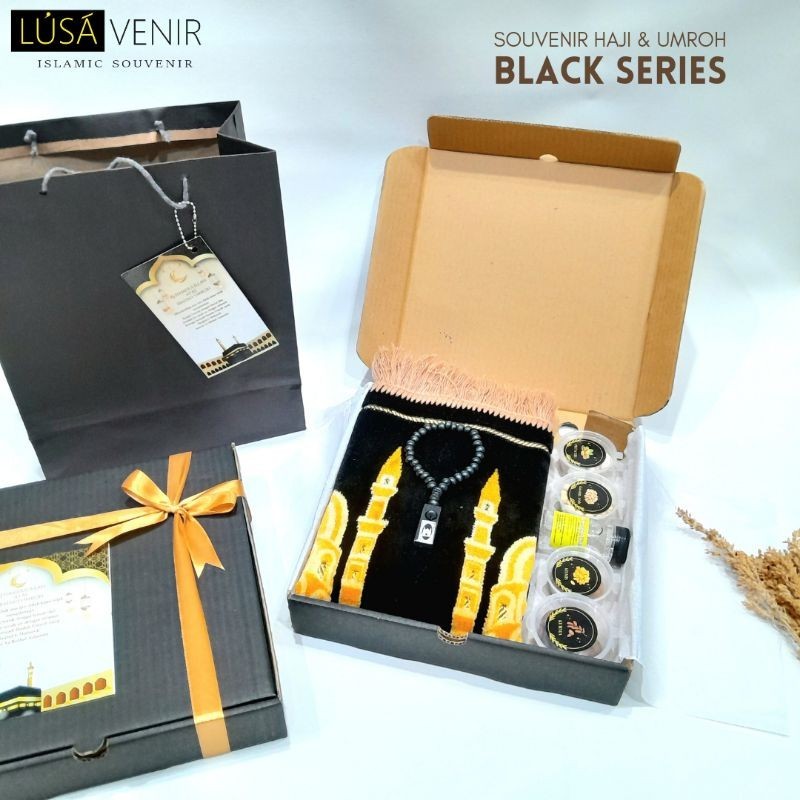 

Hampers/Souvenir Oleh-Oleh Haji & Umroh | Black Series Large | Oleh-Oleh Haji & Umroh