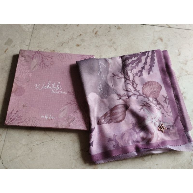 Halwa Scarf Original Wakatobi Series Preloved Second bekas BUKAN BUTTONSCARVES