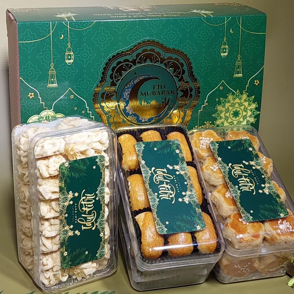 

CR - Lily's Cookies Hampers Lebaran - Paket Premium Isi 3 toples Kotak TERLARIS