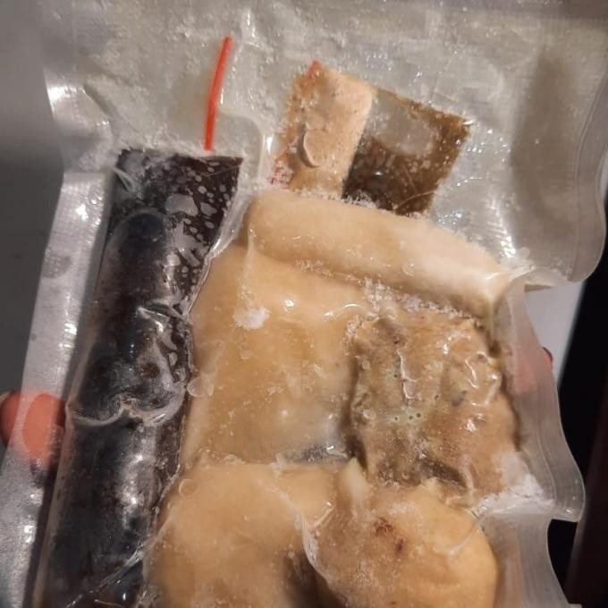 

Uinn - Pempek Palembang Asli Frozen Food