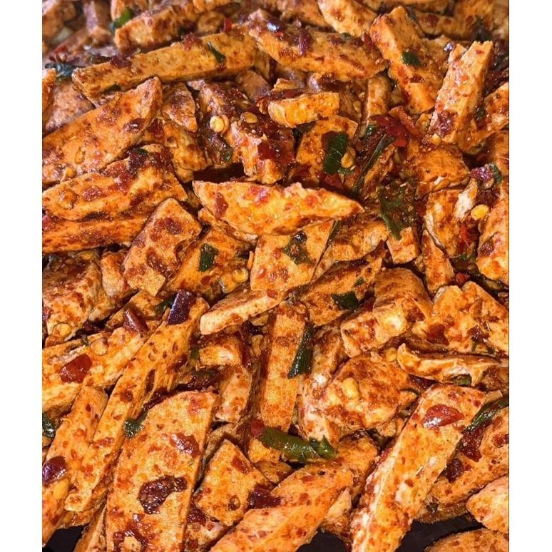 

POI (UNTUK DIJUAL LAGI) Basreng Daun Jeruk isi 20pcs 50gr TERLARIS
