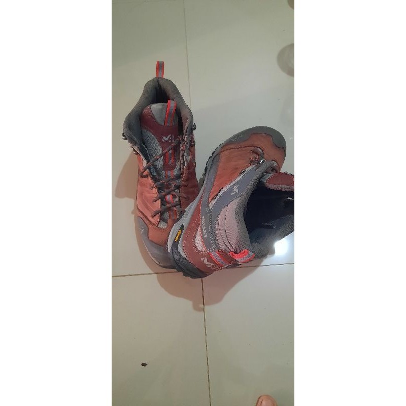 Sepatu Gunung MILLET