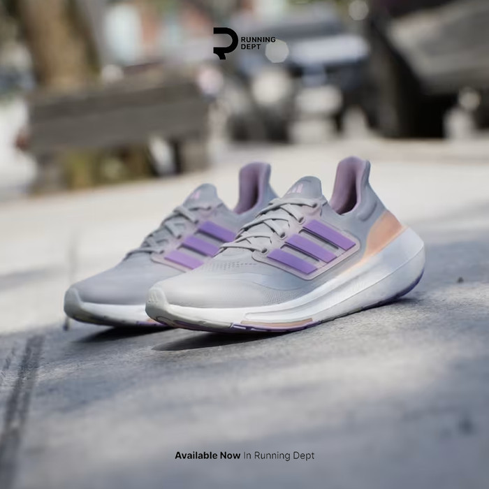 Sepatu Lari Wanita ADIDAS ULTRABOOST LIGHT IE1762 ORIGINAL