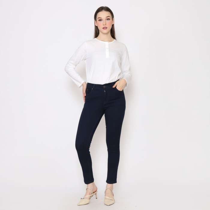 Rodeo - Jeans Wanita - Akselia Jeans - Navy