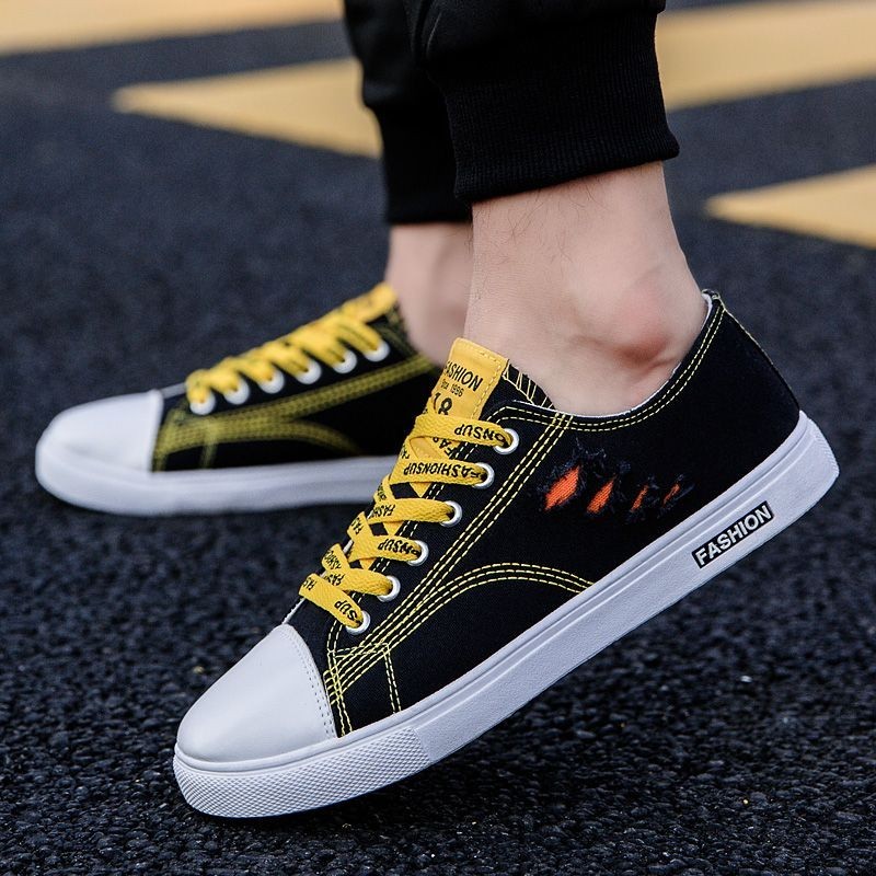 Sepatu Kanvas Pria, Sneaker Bernafas Low-Top, Gaya Korea Trendi Kasual Cocok untuk Olahraga Masyarak
