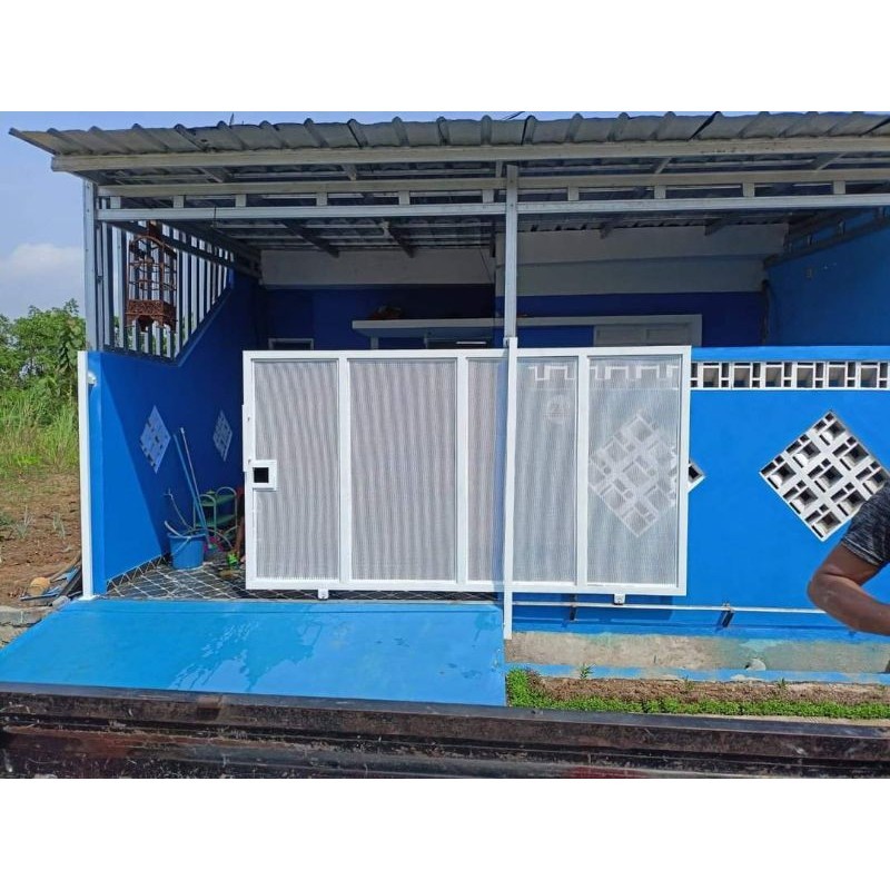 pagar dorong perfored