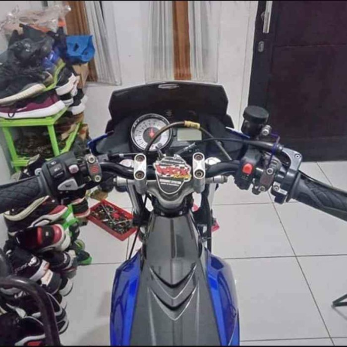 Raiser Fino Satria Fu Dudukan Stang Rzr Pnp Fu Raiser Stang Roadrace