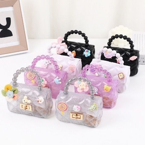 Tas Selempang Jelly Fashion Wanita / Tas Jelly Tempelan Lucu