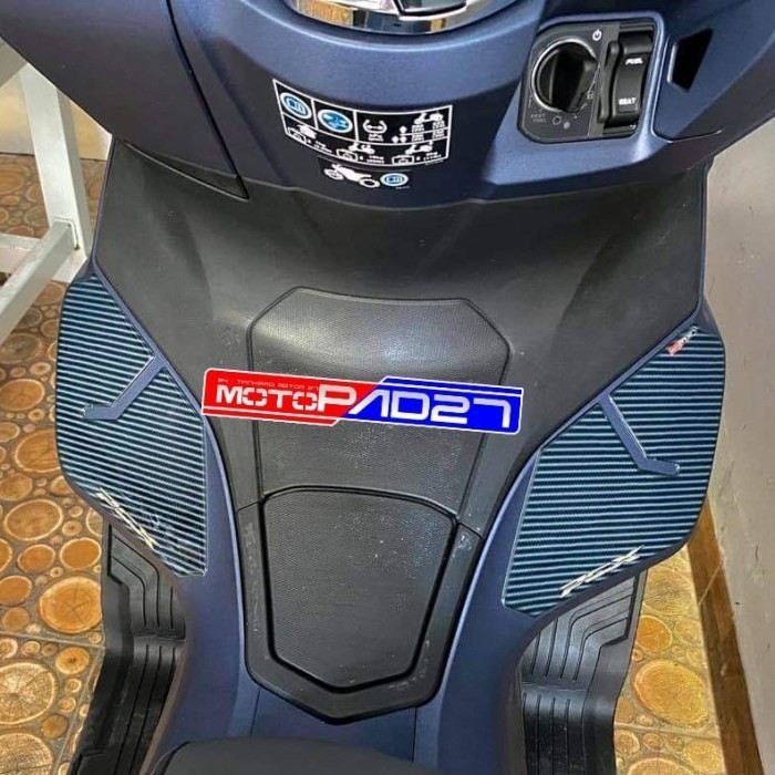 Stiker Sayap Tankpad Deckpad New Pcx 160 2021 Resin Timbul - Merah