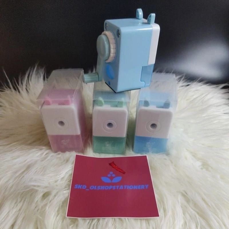 

Serutan Rautan putar// Rautan kotak warna Random ( per pcs )