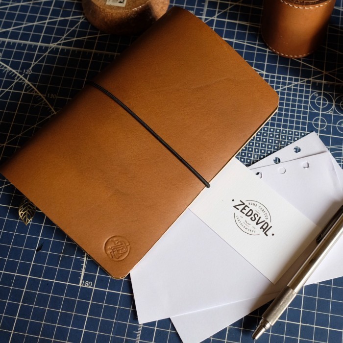 

Leather Notebook Binder A6 Buku Agenda A6 Kulit Emboss Nama HRG DISKON