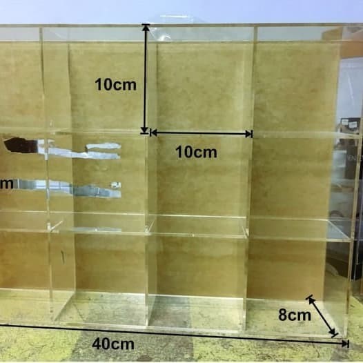 Acrylic Rak Display Action Figure