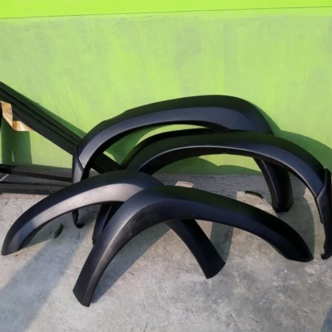 Over Fender Isuzu Dmax 2007-2012 Model Ori