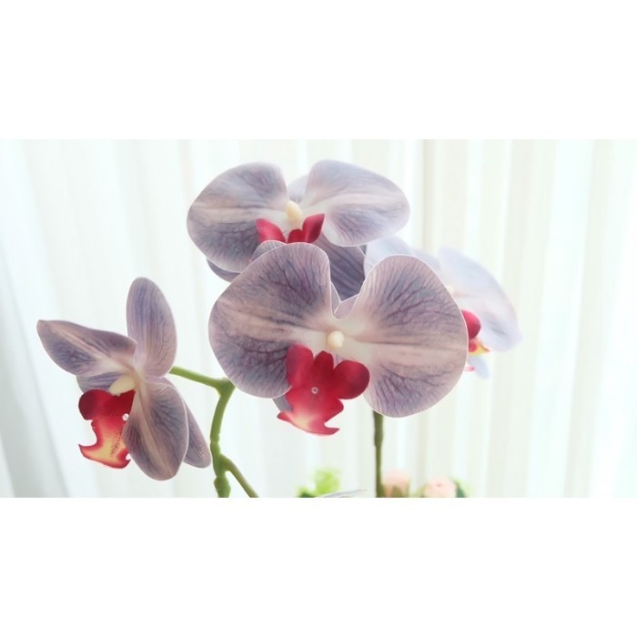 Full Set Vas Bunga Tunis & Rangkaian Mawar Anggrek Latex Premium