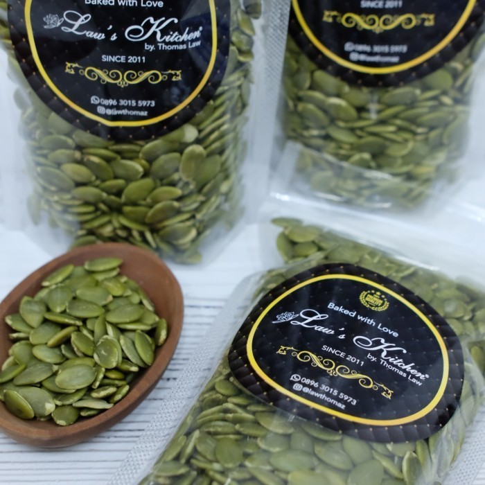 

Kuaci Labu Warna Hijau . Pumpkin Seeds 250 Gram Kualitas Terbaik