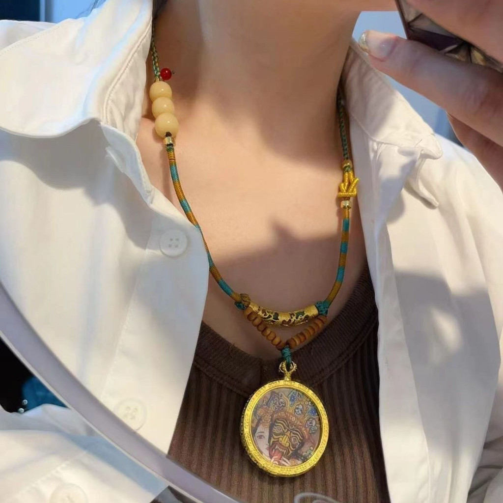 Men's and Women's Tibetan Style Thangka Amulet Thangka Chain Crafts Halter Pendant Necklace