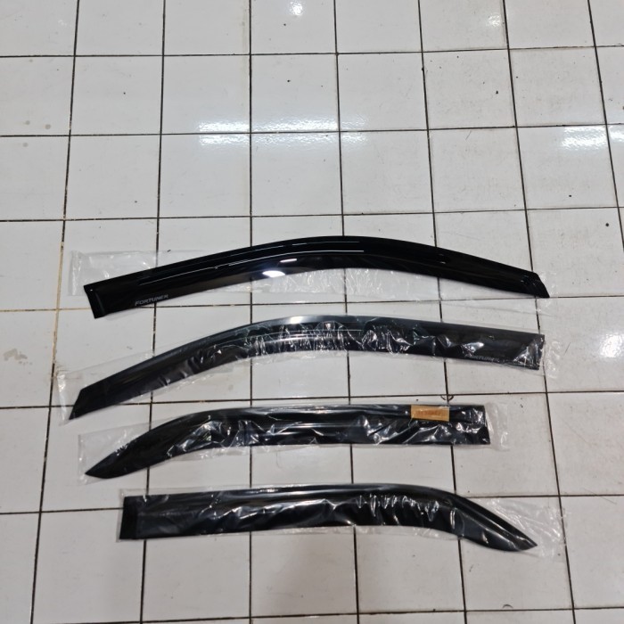 Talang Air Fortuner 2004 - 2015 Kd Vnt