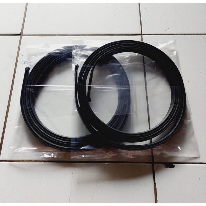karet roof/list atap mobil/karet list moulding roof corolla 2007 -2012