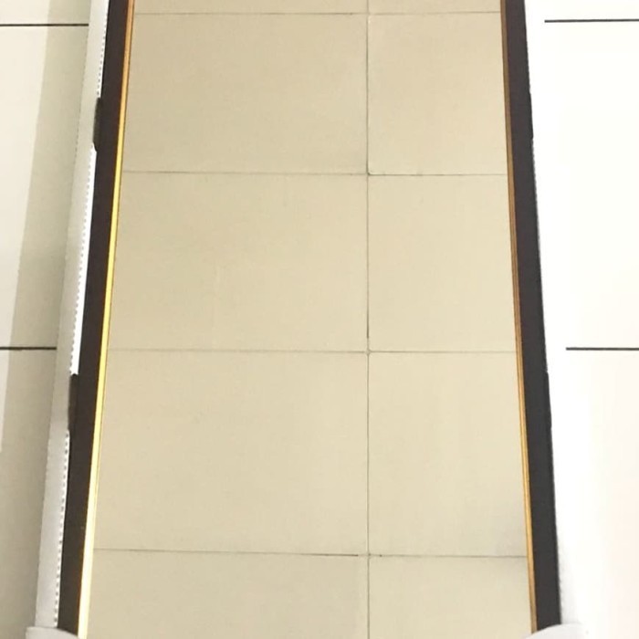 Ready Cermin Gantung Dinding Cermin Wajah Minimalis Gaya Kren 69 cm