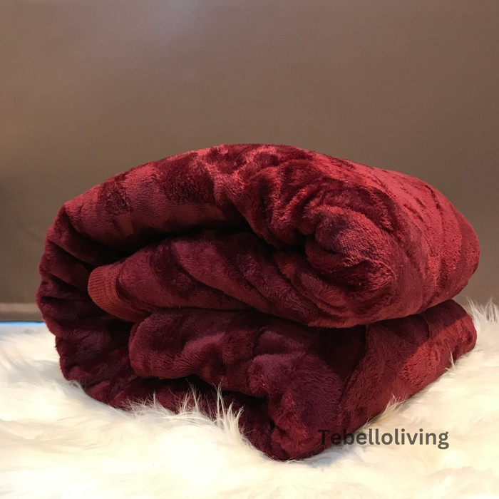 Ready Selimut Bulu Emboss polos 200 x 230 Selimut Bulu Lembut Selimut Halus