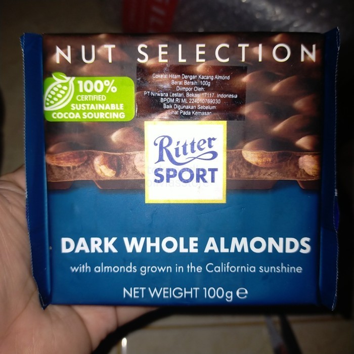 

RITTER SPORT DARK WHOLE ALMONDS DARK WHOLE ALMOND CHOCOLATE