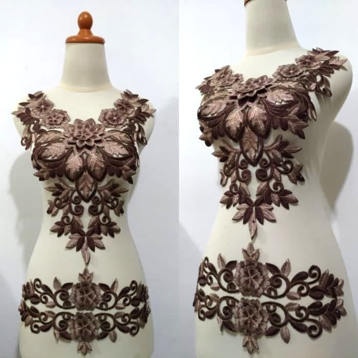 

Renda Bordir Motif Borju Set Coklat Tua