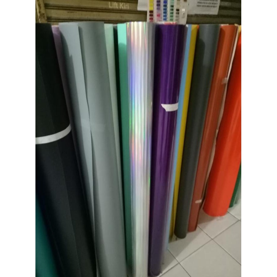 

NEW PRODUK STIKER HOLOGRAM PELANGI MERK DURATAC HOLOGRAPHIC CHROME 127CM X 100 CM !!!!!