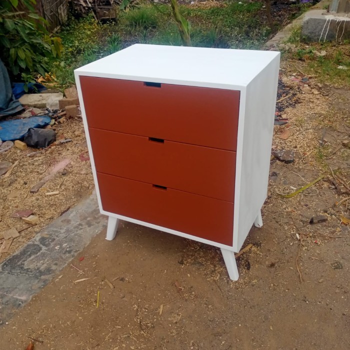 Laci/Drawer/Nakas Penyimpanan Jati Belanda Model 6