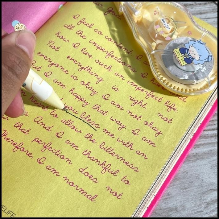 

GRATIS ONGKIR CORRECTION TAPE 2 IN 1 LITTLE GIRL UKURAN 30 M + FREE PULPEN CUTE !!!