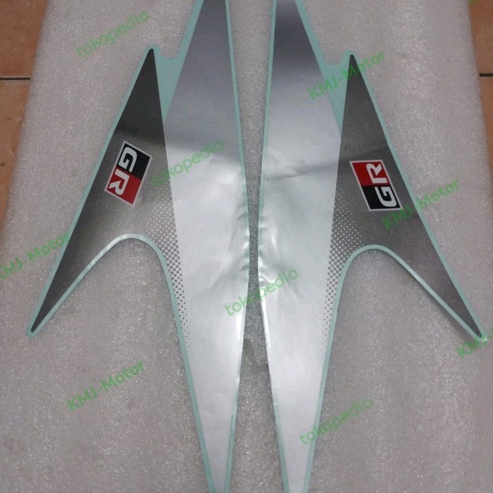 Stiker Gr Agya Facelift