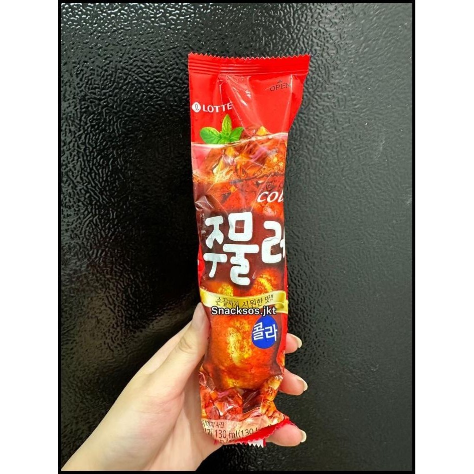 

Lotte Ice Zumulee Cola / Haitai Zelluzoa Ice Orange / Tankboy Ice Pear