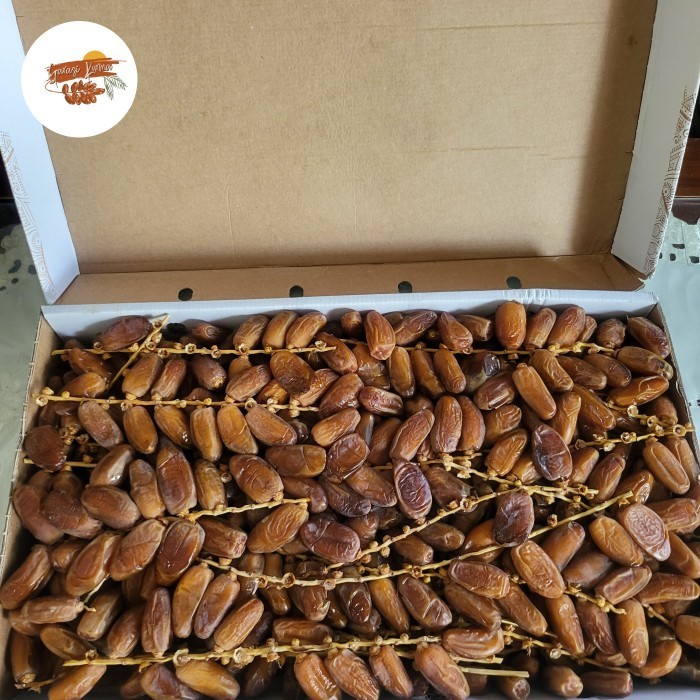 

Kurma Tunisia Tangkai 5Kg