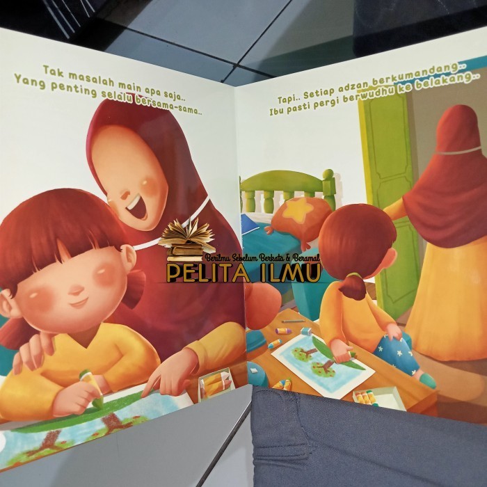 

Buku Anak Kenapa Ibu Shalat Melulu (Boardbook)