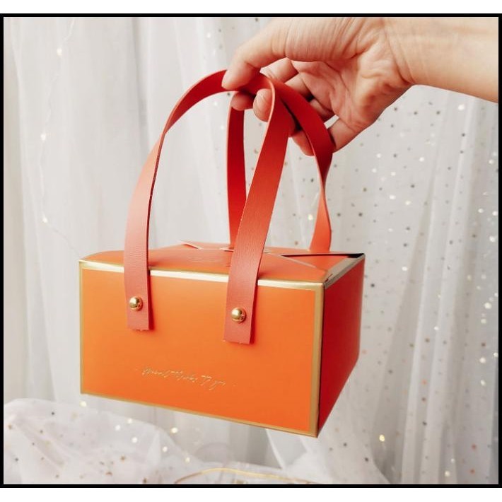 

GRATIS ONGKIR BOX SOUVENIR FANCY , KTK STAP M TBH , KOTAK HADIAH , KOTAK BAJU HADIAH !!