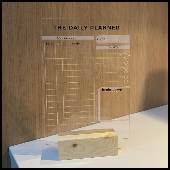 

BEST DEAL THE DAILY PLANNER ACRYLIC AKRILIK FREE MARKER DAN KAYU PENYANGGA !!