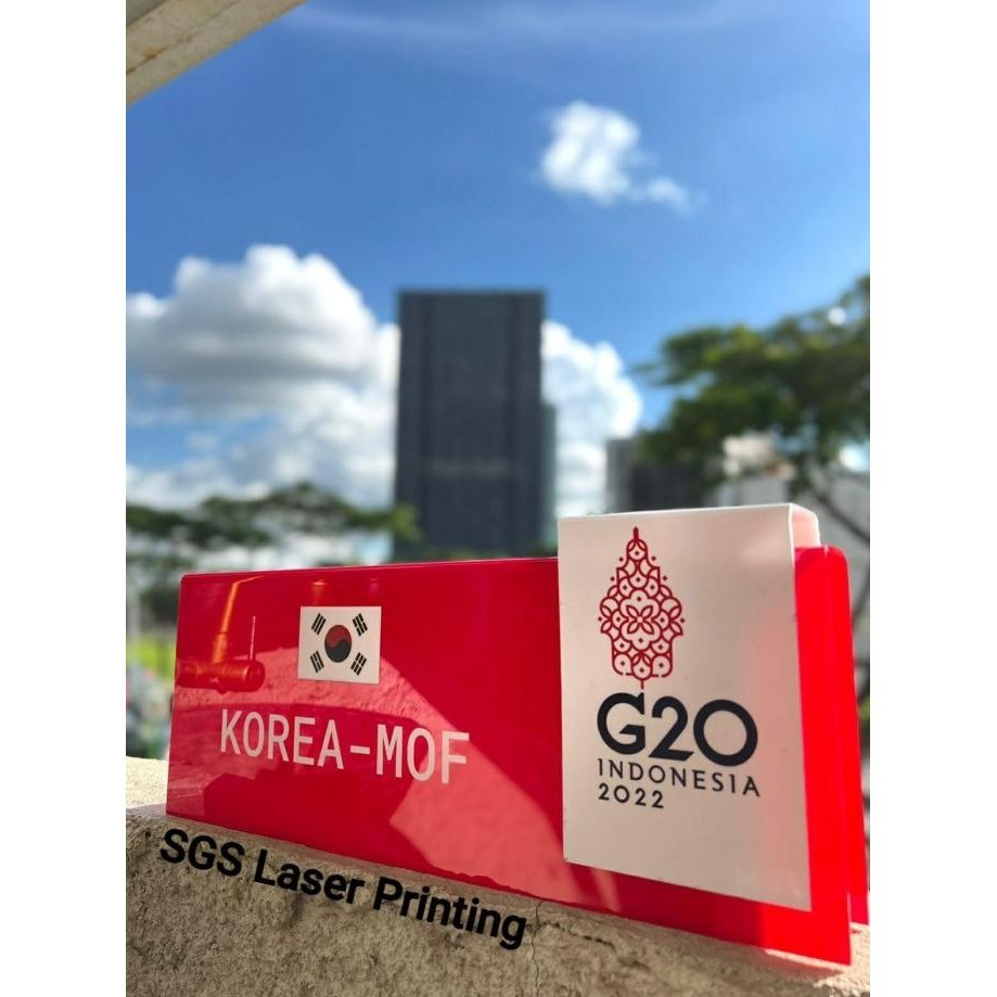 

Acrylic Desk Name Plate Sign Laser Cut Premium Murah Baru