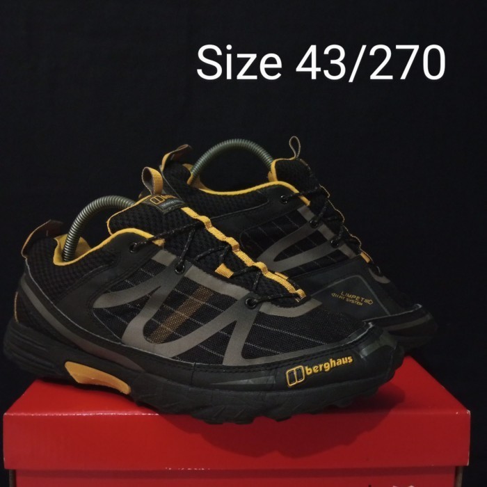 Sepatu gunung bekas second Berghaus vapour claw running trail