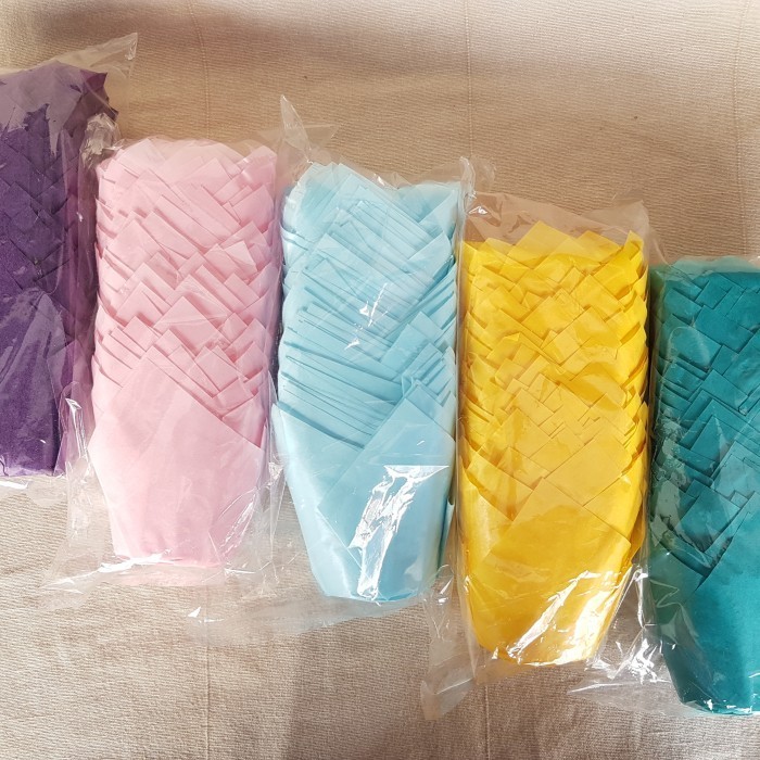 

Adlian Cup Papper Tulip Cases Mixed Color 5X8Cm [ Isi 50 Pcs ]