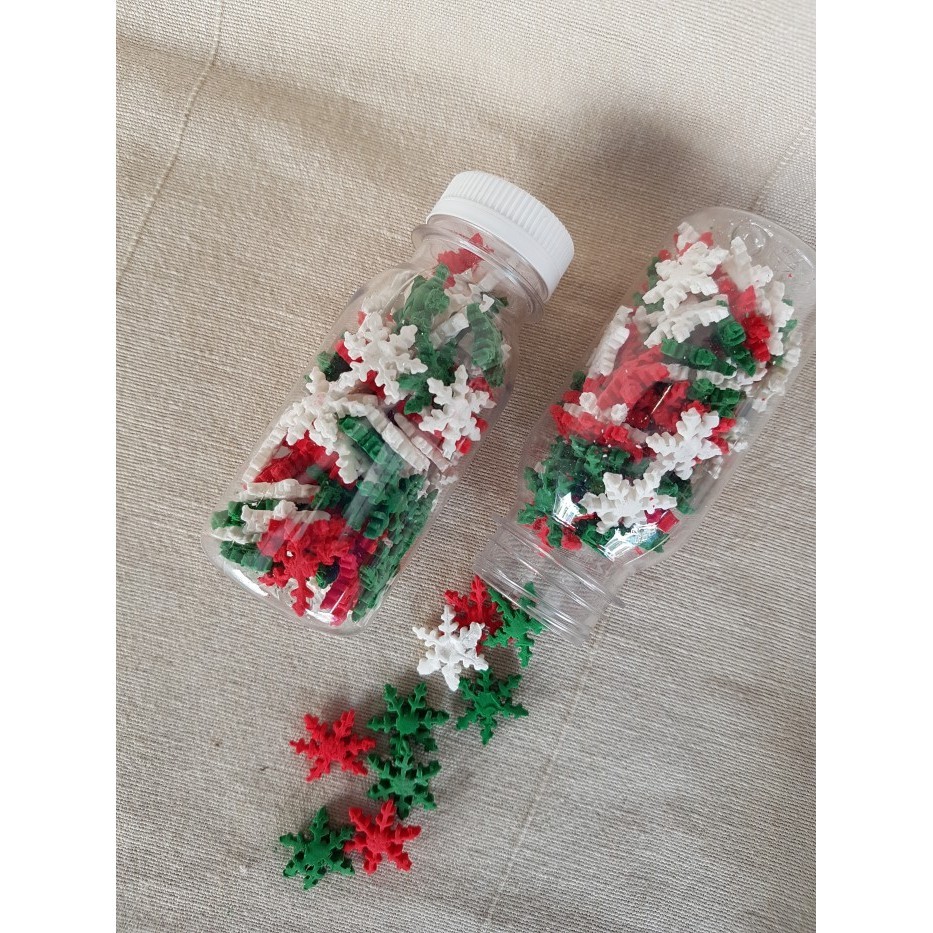 

Adlian Snowflake Gumpaste