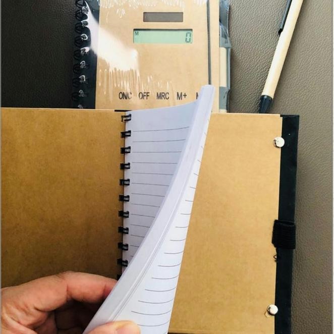 

Notebook 3In1 - Kalkulator,Sticky Note,Pen. Buku Kerja / Agenda Kerja. Baktioktavianiseller