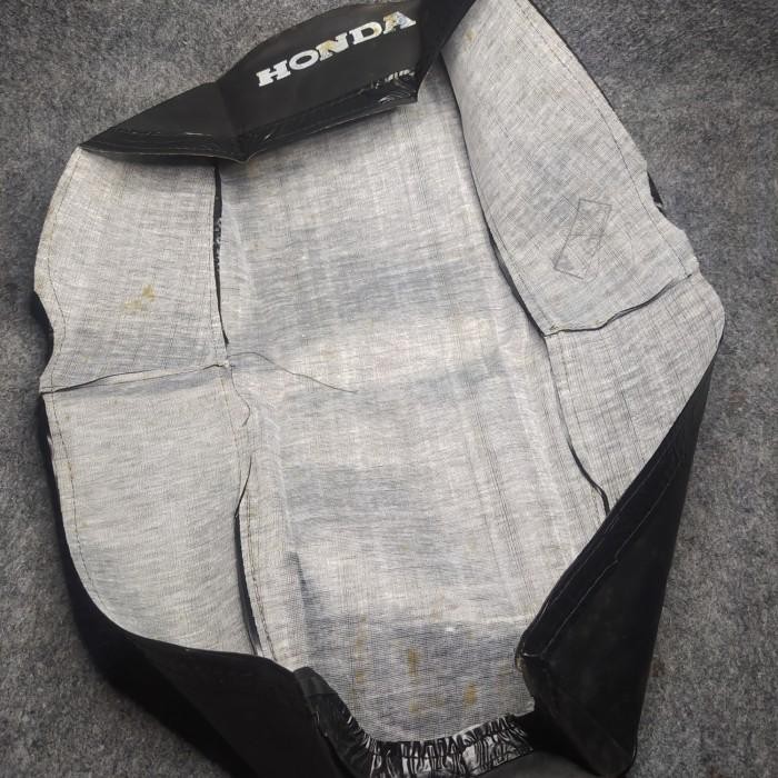 Cover jok honda cb100 k0 k1 Sarung jok Honda cb100 k0 cover jok cb100 Import Premium