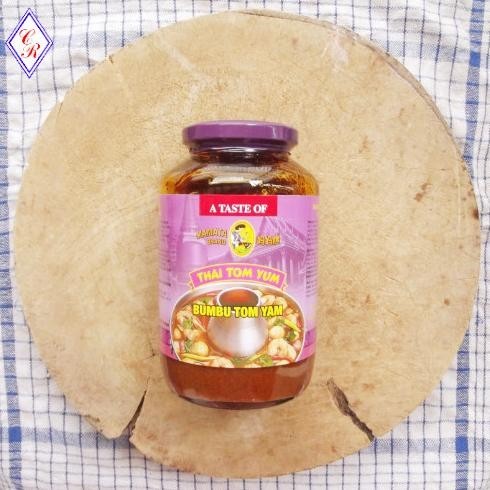 

Bumbu Tomyum Mamata Brand 675gr Tomyam Tom Yum Paste Ala Thailand CS81