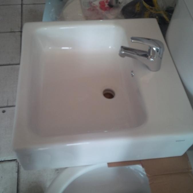 Wastafel Meja TOTO Model Kotak