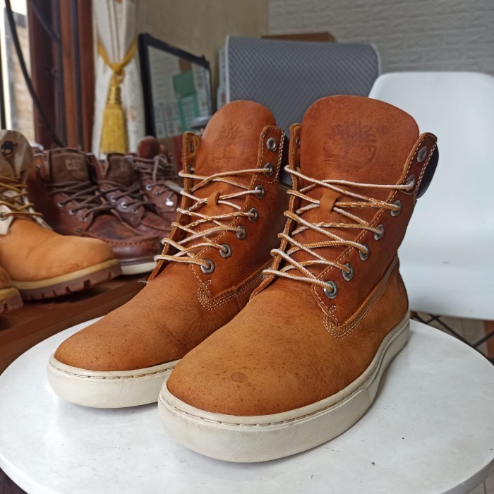 TIMBERLAND BOOTS 6 INCH