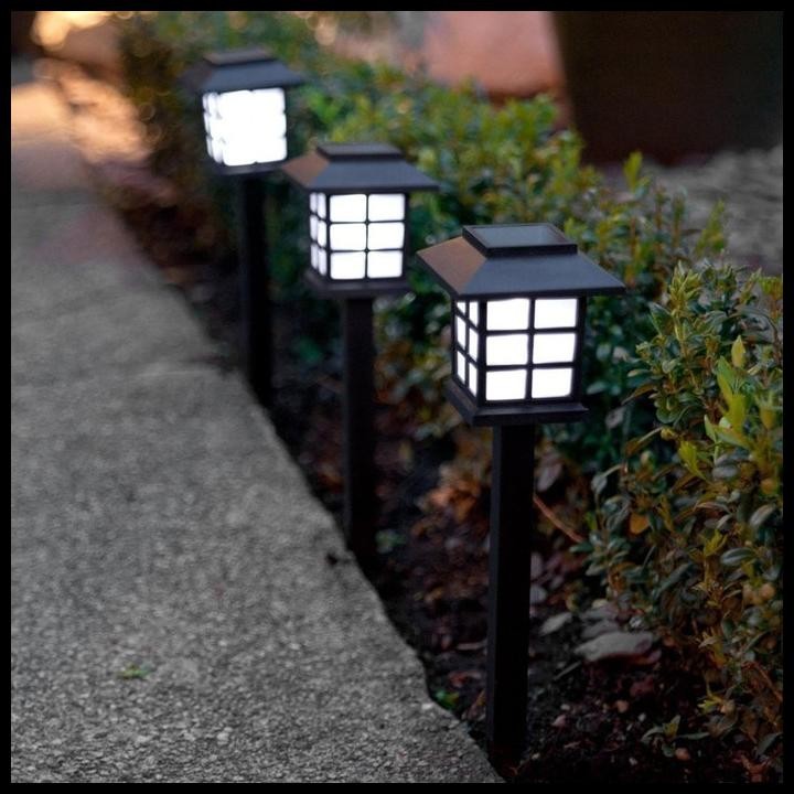 LAMPU TAMAN TENAGA SURYA / LANSCAPE / LAMPU HIAS TAMAN OTOMATIS