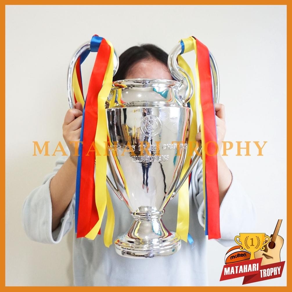 CR - Piala Champions Europens Trophy Small TERLARIS