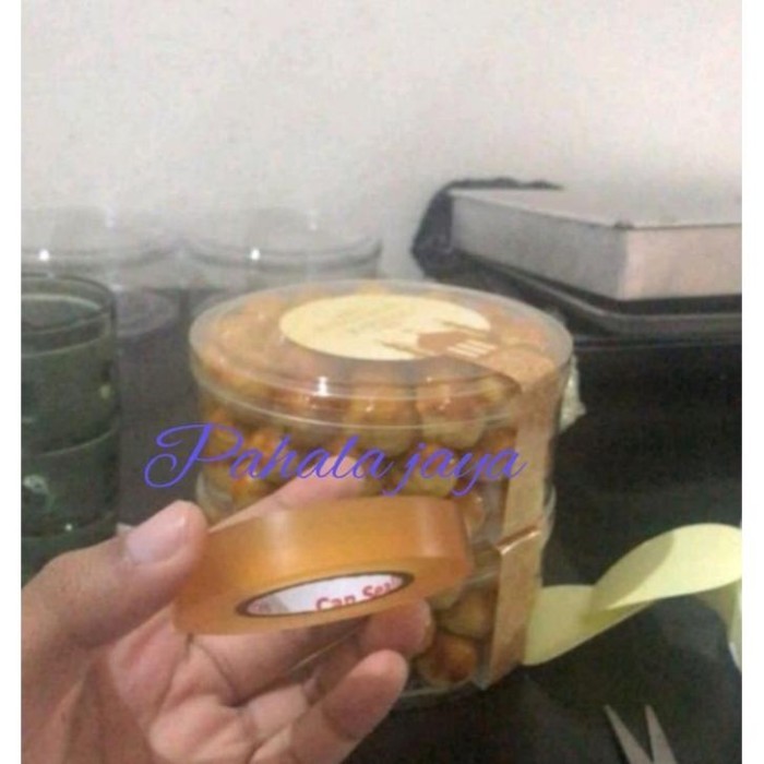 

Product Terpopuler Isolasi Toples Kue Kering / Solasi Toples Kue K01