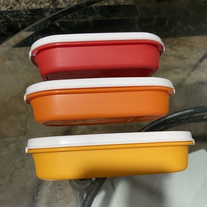 Tempat Makan Tupperware Slim Oval Keeper @300Ml 1 Pc